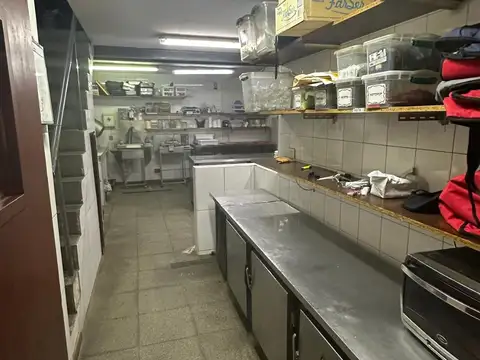 Excelente Restaurante - Bar ubicado en la zona de San Nicolas