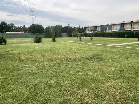 Terreno en Venta 15  mts Frente