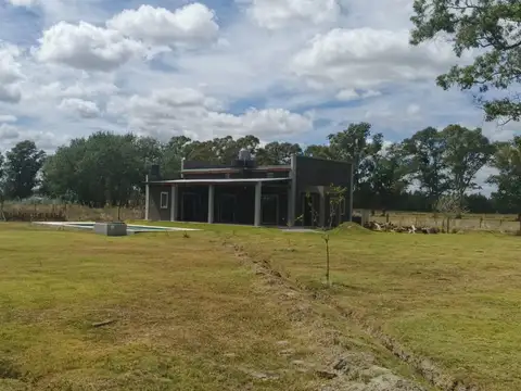 Quinta en venta Bª La nueva Parada - Brandsen. Tranquilidad y naturaleza con amplio espacio. Oportunidad 