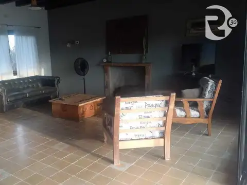 Casa en Venta con 1 cochera