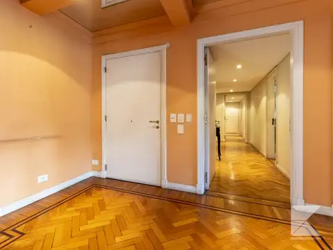 Departamento en Venta de 6 dormitorios