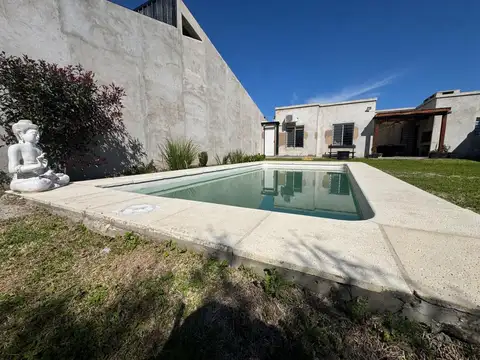 VENTA LUJAN CASA QUINTA B° SANTA  ANA