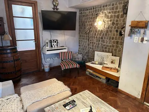 Depto Tipo Casa 4 ambientes con 1 baño