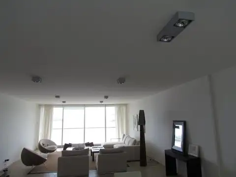 Departamento en Alquiler Temporal de 4 dormitorios