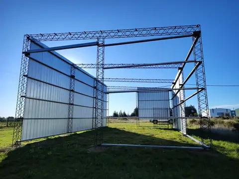 Galpon en Venta 20  mts Frente