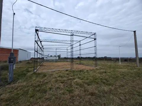 Galpon en Venta 20  mts Frente