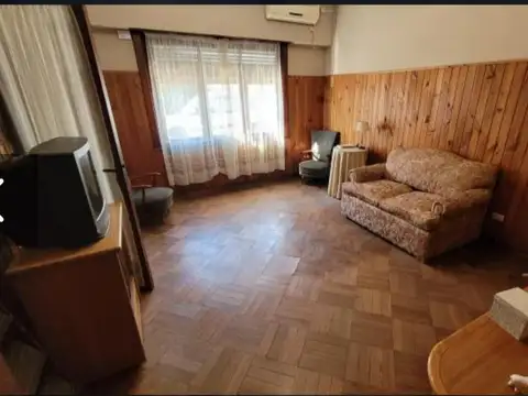 CASA LOTE PROPIO 8,80 X 26,14 FONDO LIBRE ENORME