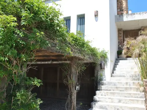 Casa en Venta en Montoya, USD 900.000