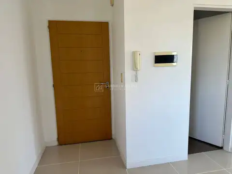 Venta de Departamento 1 Ambiente APTO PROFESIONAL  en Caseros Centro, Tres de Febrero