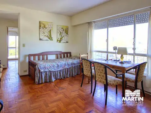 Departamento en venta en Martinez, 2 amb con balcón y cochera
