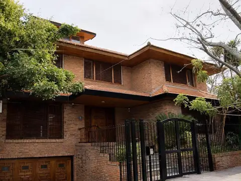 CASA EN ALQUILER EN MARTINEZ