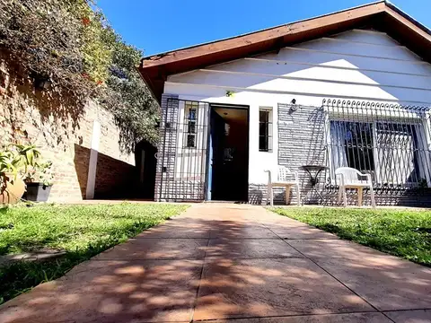 Casa  en Venta en Santos Lugares, Tres de Febrero, G.B.A. Zona Oeste