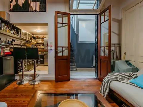 Depto Tipo Casa en Venta 80 años