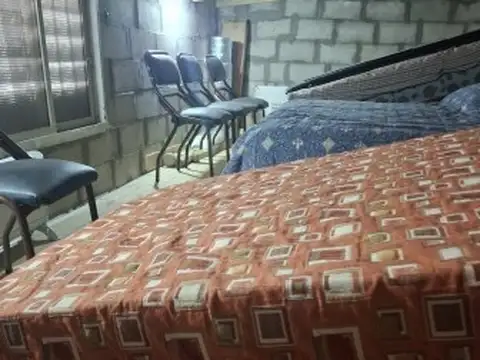 Casa en Alquiler con 5 cocheras