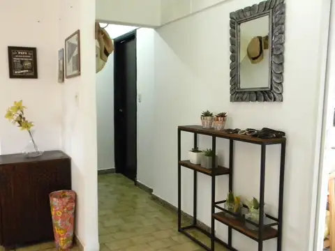 Depto Tipo Casa 5 ambientes con 2 baños