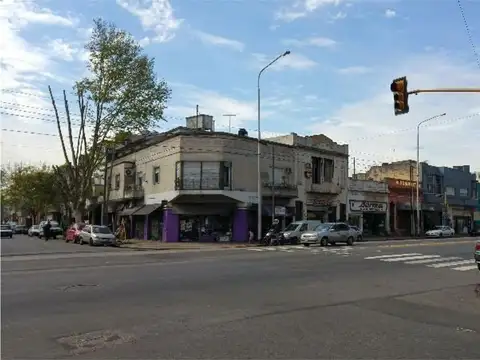Local en Venta Via Pública