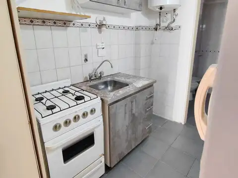ALQUILER DEPARTAMENTO MONOAMBIENTE CON BALCON EN EXCELENTE ZONA DE FLORESTA