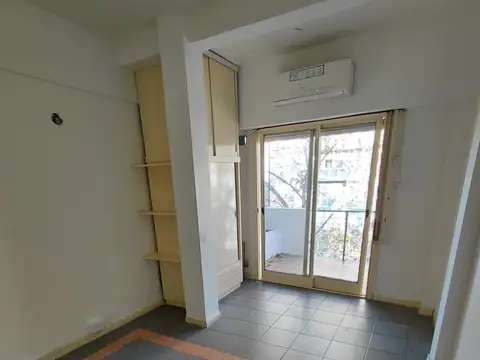 Departamento en Alquiler en Floresta, $ 490.000