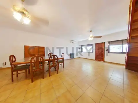 CASA PH EN VENTA LA PLATA TOLOSA 3 DORMITORIOS