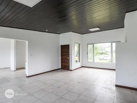 Casa en Venta en Puerto Roldan, USD 225.000