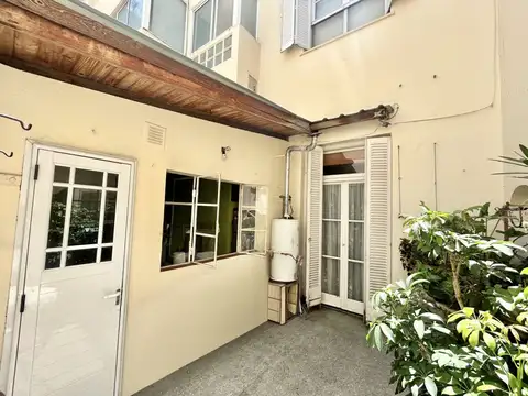 CHARCAS 3100, Piso PB