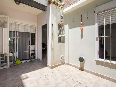 Depto Tipo Casa en Venta de 2 ambientes