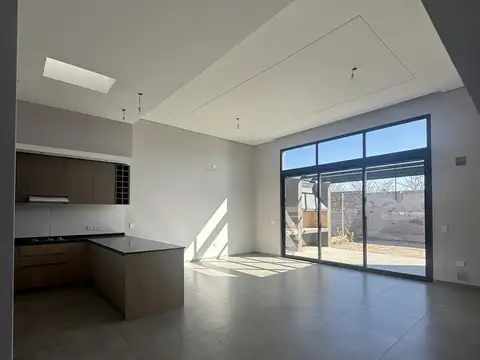 Casa en Venta en Coquimbito, USD 180.000