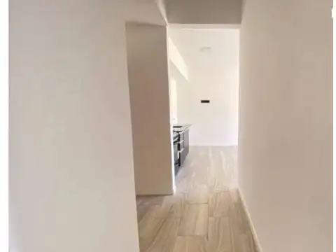 DEPTO 3 AMB CON BALCON  EN VENTA EN AVELLANEDA