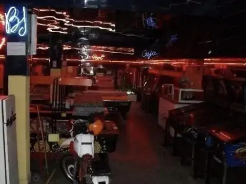 Local en Venta 40 años