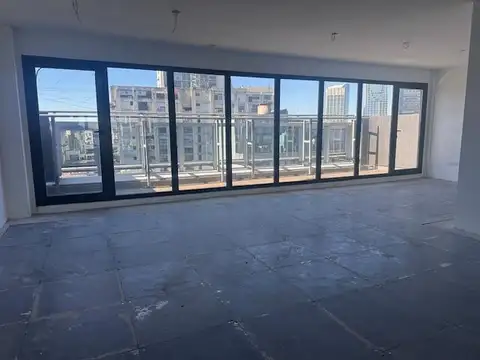 Oficina a estrenar de categoría en piso alto.