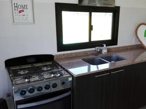 Casa 3 ambientes con 2 baños