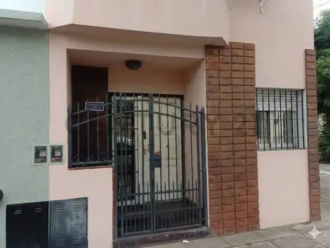 Urquiza 100, Piso 0