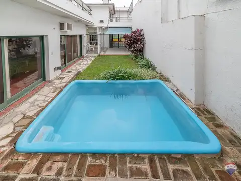 Venta casa 5 amb con quincho y pileta Mataderos