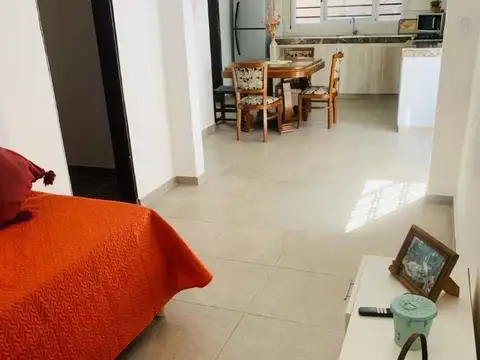 Casa en Alquiler Temporal en Banfield, $ 140.000