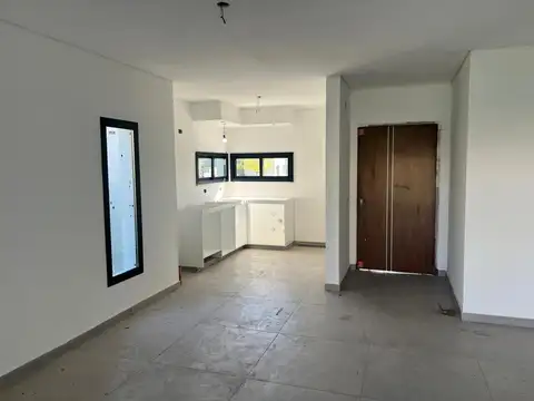 Casa en Venta en Pilar del Este - Santa Lucia, USD 160.000