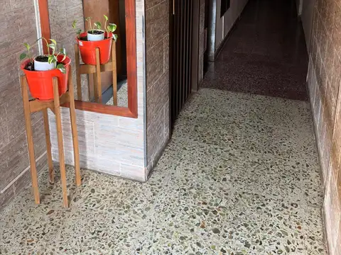 Tres Arroyos 2400, Piso 5