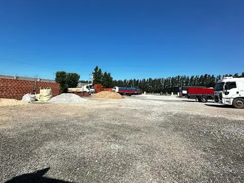 Galpon en Alquiler en Piñero, USD 3.500