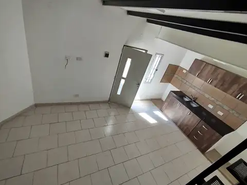Casa en alquiler en Villa Gobernador Galvez