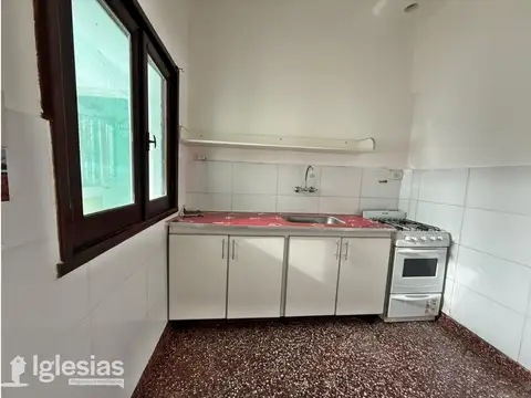 Depto Tipo Casa en Alquiler de 2 ambientes