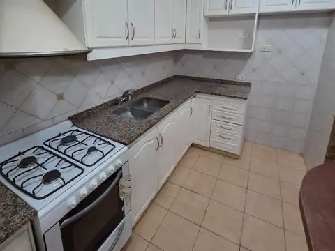 Departamento en Alquiler en Lomas de Zamora, $ 750.000