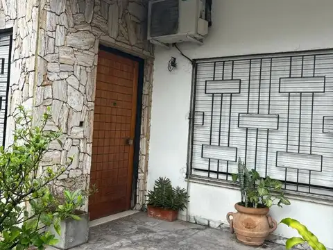 CASA MULTIFAMILIAR 6 AMB -