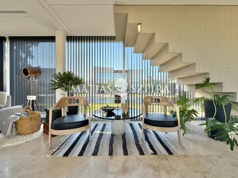 Casa 6 ambientes con 6 baños