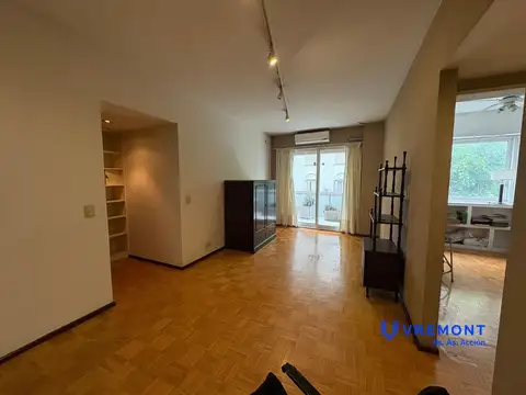 Venta de departamento 3 ambientes con balcón al frente en el barrio de Balvanera!