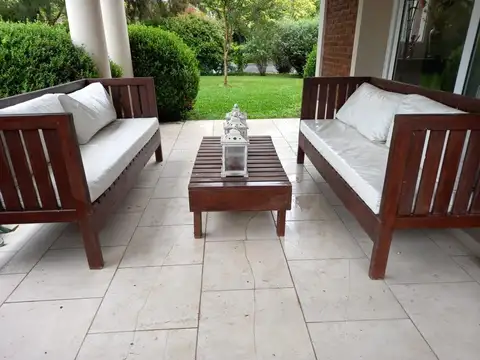 Casa en Venta con 1 cochera