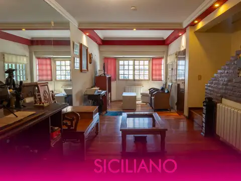 Depto Tipo Casa en Venta con 1 cocheras