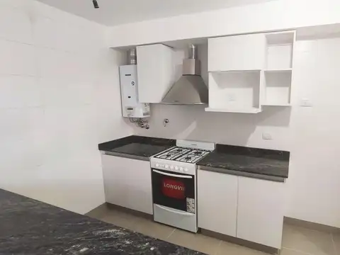 Av San Martin 1180 Dto 100