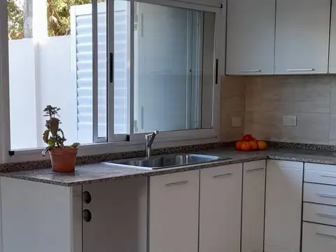 Departamento en Alquiler en Manuel Alberti, USD 700