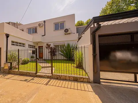 Casa en Venta en Juan B. Justo, USD 425.000