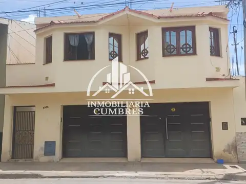 Casa 5 ambientes con 2 baños