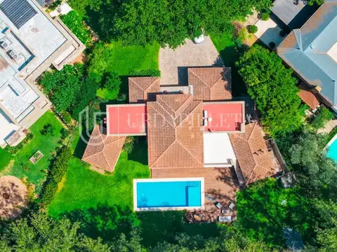 Casa en Venta en Ayres De Pilar, USD 895.000